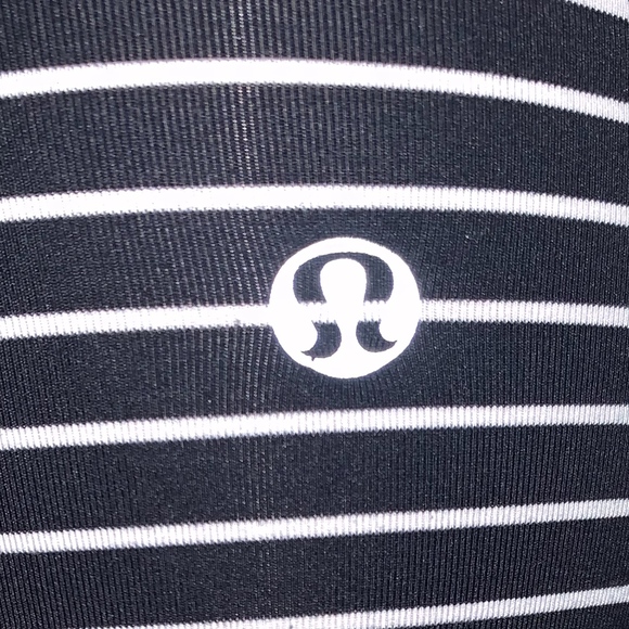 Lululemon Runday Cropped Leggings Parallel Strips - Picture 6 of 6